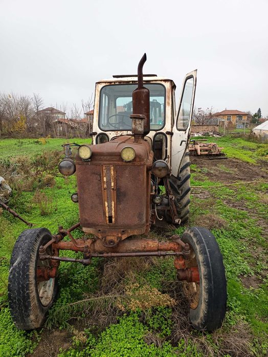 ЮМЗ6L,плуг4 по 25 ,регистриран,стартер