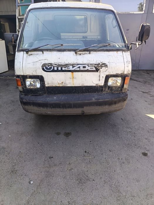 Продам Мазда бонго 1995