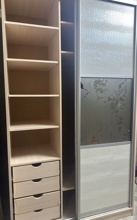 Продам шкаф, состояние хорошее