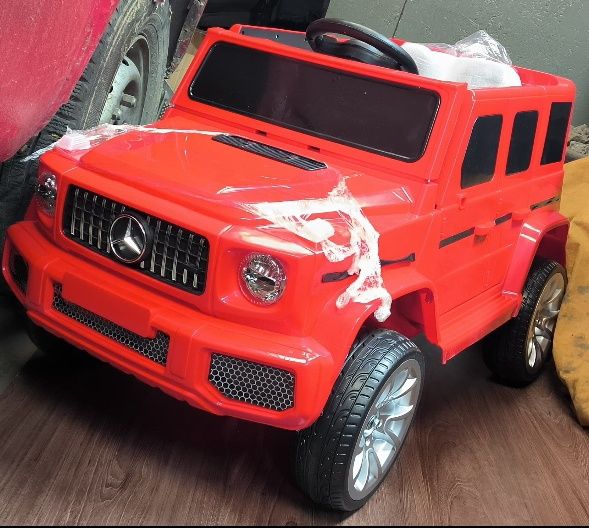 Продам электромашинка для детей до 3 лет