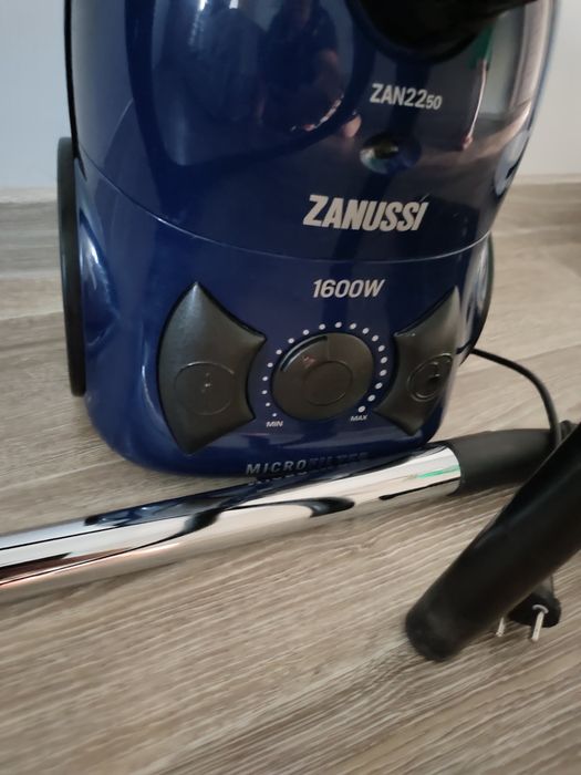 Продам пылесос Занусси