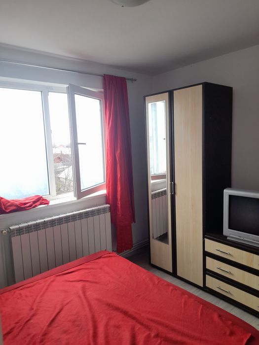 Vandvand apartament cu  2 camere recent renovat