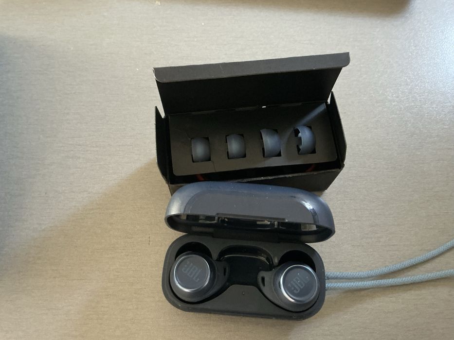 Слушалки JBL  reglectaero