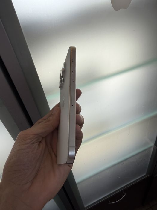 Vand Iphone 15 Pro Max 256Gb White