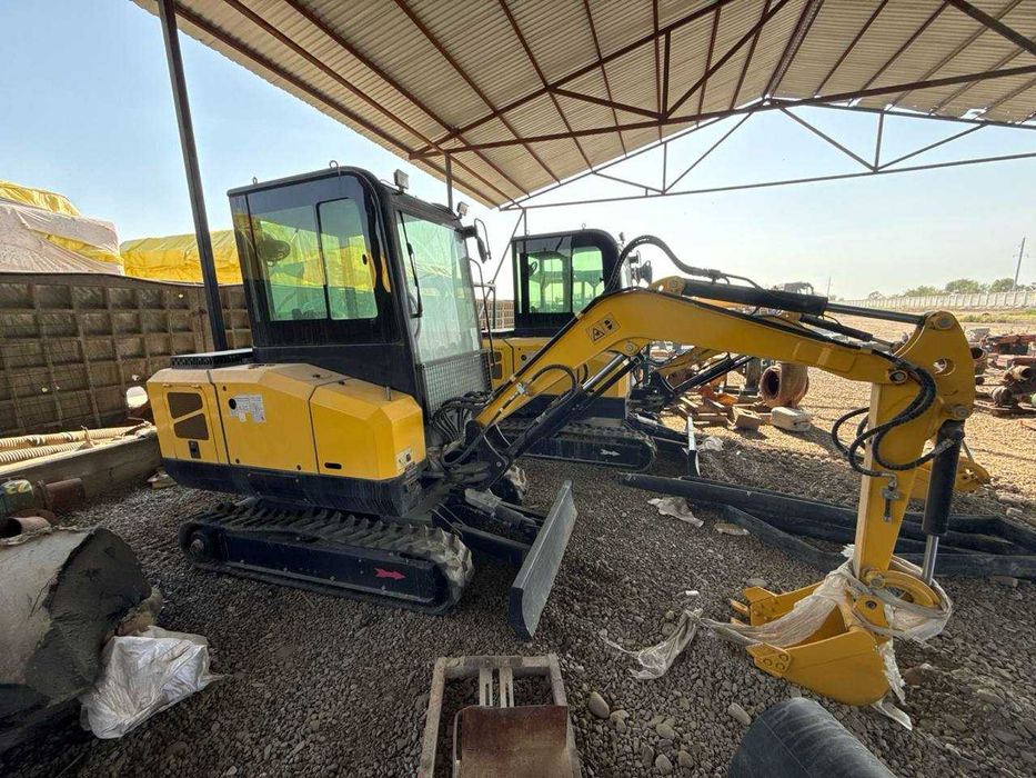Yangi Mini Ekskavator Sotiladi – 2023-yil