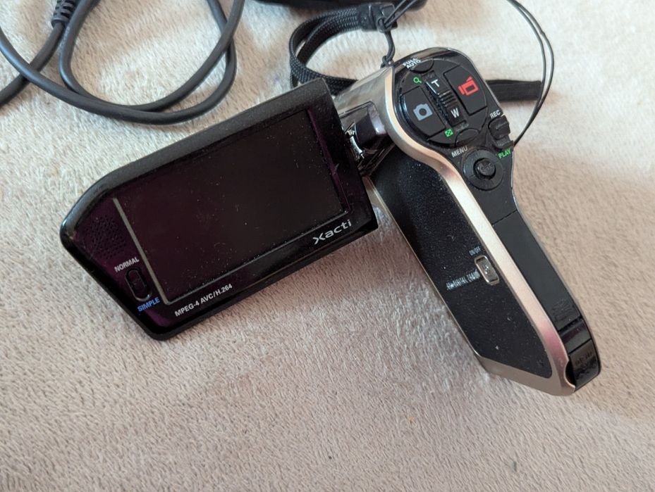 Дигитални фотоапарати Olympus,VistaQuest, DXG, HP, Sanyo, Xacti