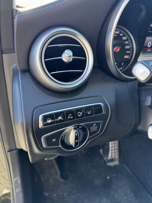 Mercedes-Benz C300h 5/6 butoane - Airmatic