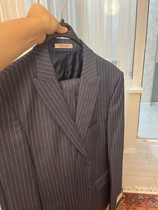 Комплект костюм новый