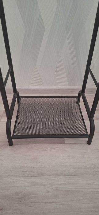 Напольная индивидуальная вешалка