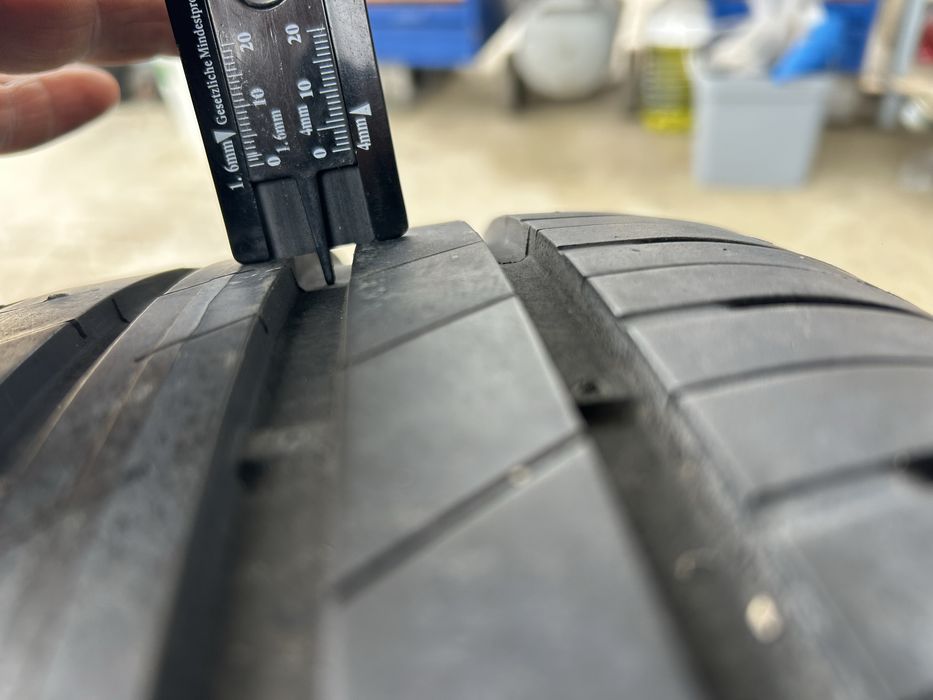 5x120 17 за vw transporter T5 T6 със летни гуми goodyear
