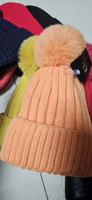 Шапки оптом по 1500 все новые