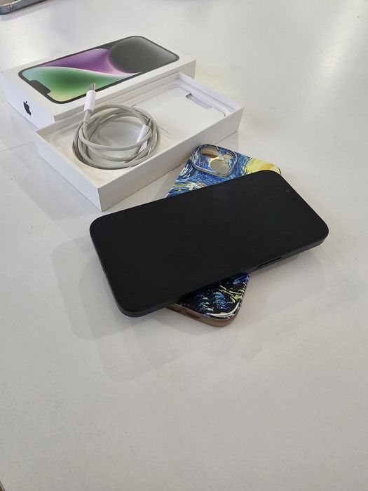 Vand Iphone 14 128 gb