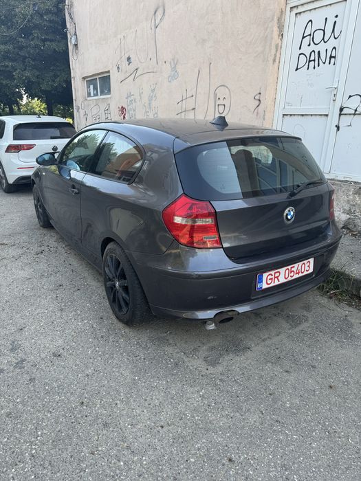 BMW 118i E81 2.0 benzina 143 CP 2007 trapa ,incalzire in scaune