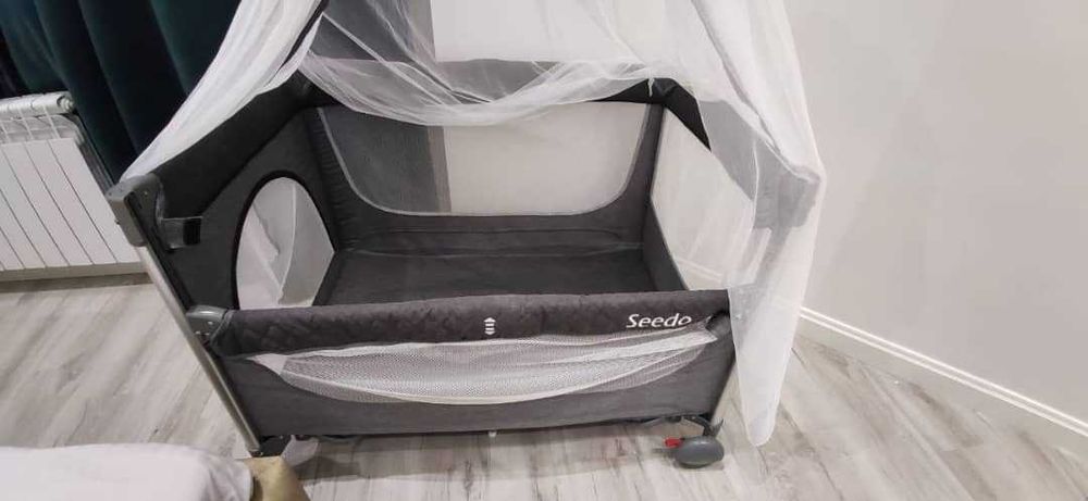 Музыкальная детская кроватка — почти новая, yangi musiqali bolalar