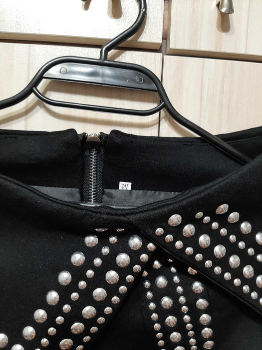 Ефектна къса пола