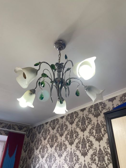 Срочно люстра сатылады