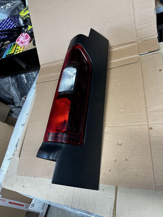 Stop dreaota renault trafic 3.cod:265A14210.R.