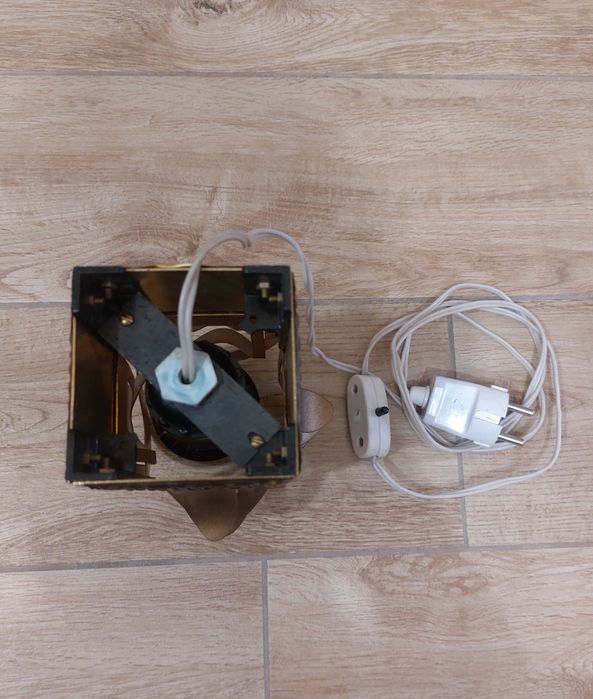 Сувенирна нощна лампа "Kamelyok" - месинг.