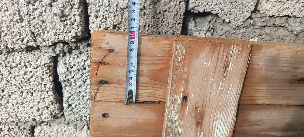 Taxtalar sotiladi 40-20 lik 10 santimeter va 12 sm liklar