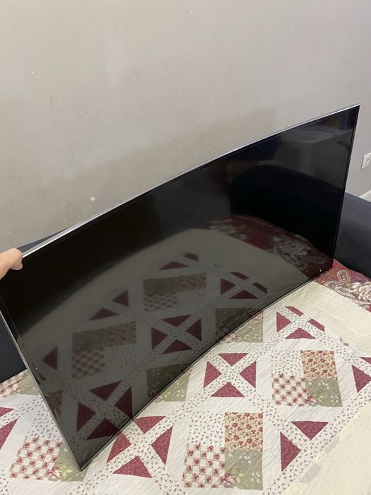 Продам телевизор samsung на запчасти