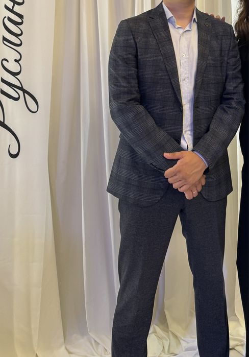 Костюм тройка