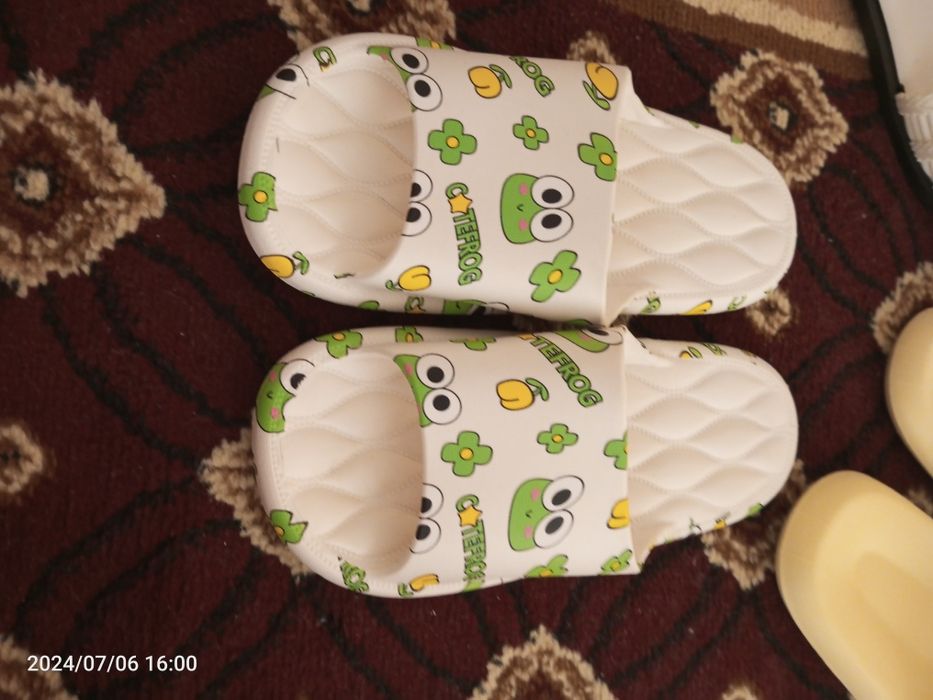 Yozgi yumshoq tapochka