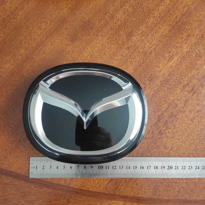 Mazda эмблема на решетку радиатора