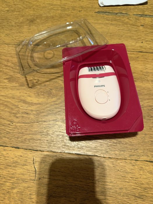 Продавам епилатор на Philips