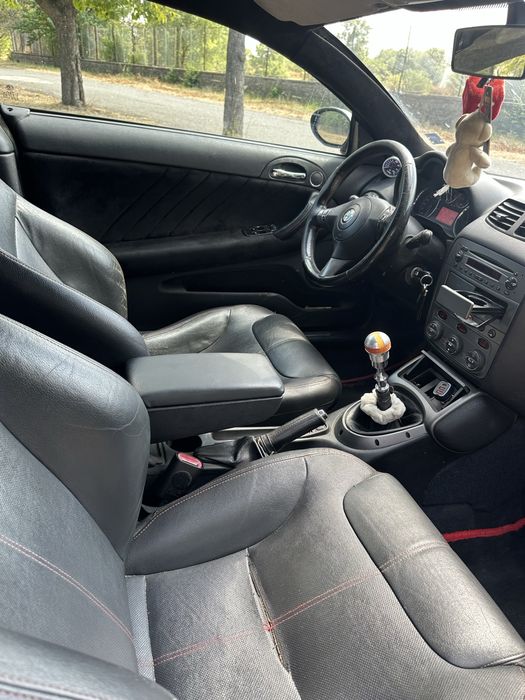 Alfa Romeo GT 1.9jtdm