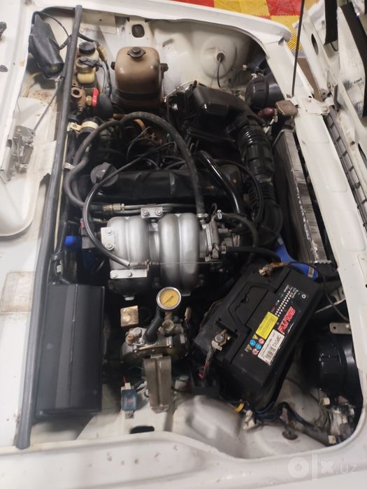 Vaz 2104 sotiladi