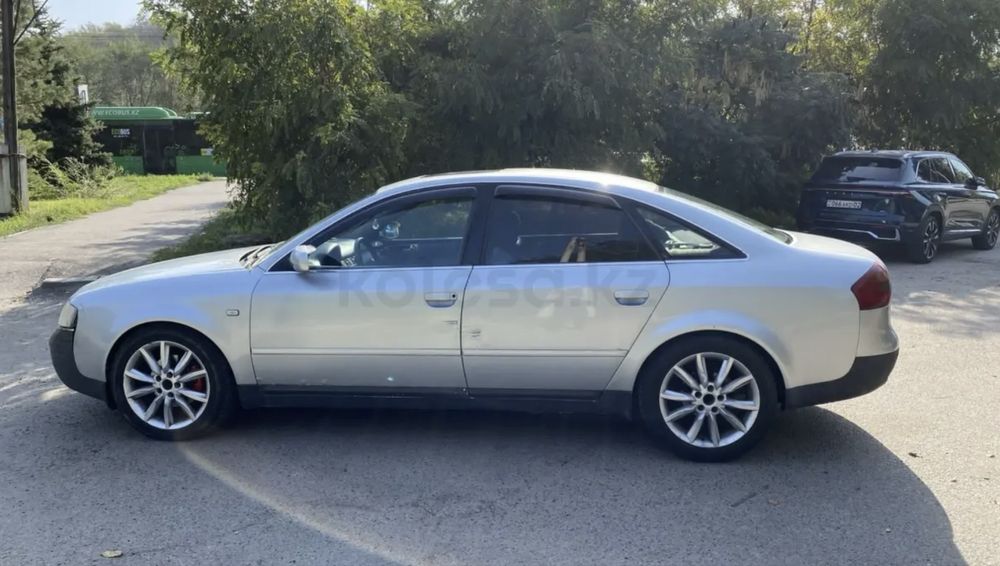 Продам машину Audi