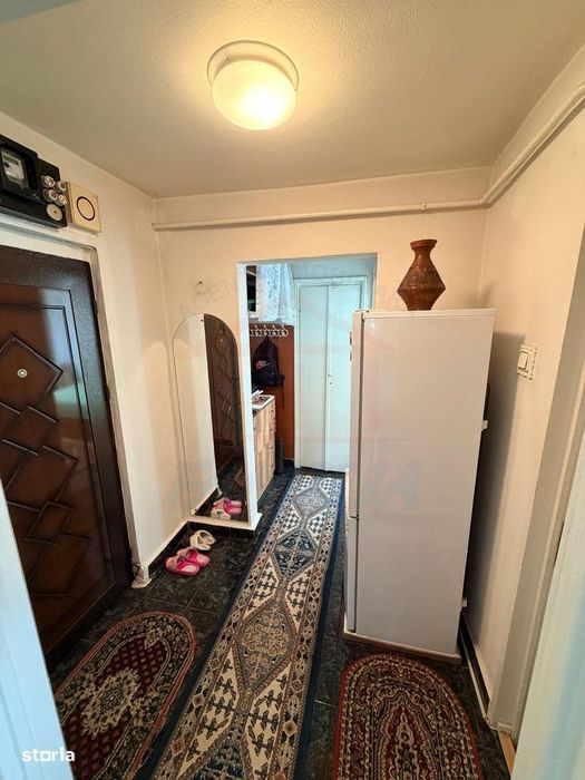 Vanzare apartament cu 4 camere in Micro 13, etaj 3, pret 65 000 euro