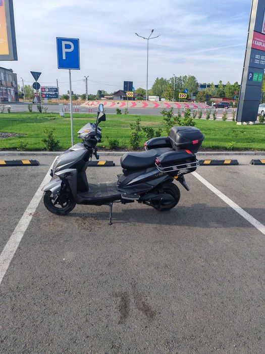 Scuter electric viteza 25 km\h - 45 km\h