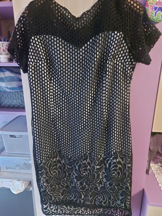 Дамски различни рокли