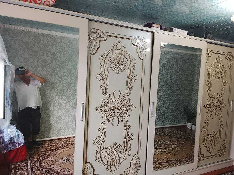 ШКаф спальный сатылады