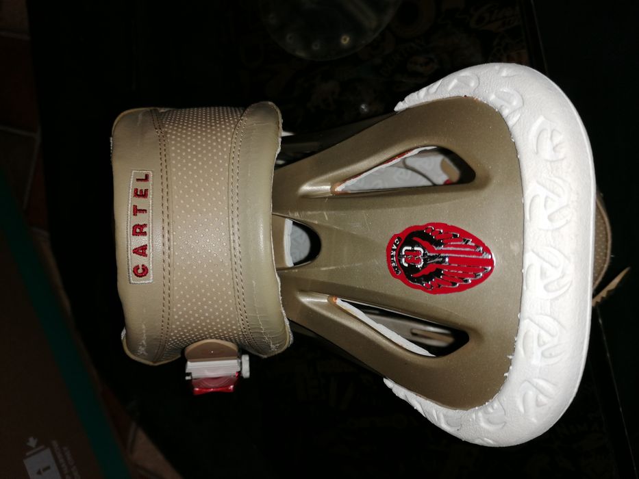 Сноуборд burton clash 151 оборудван