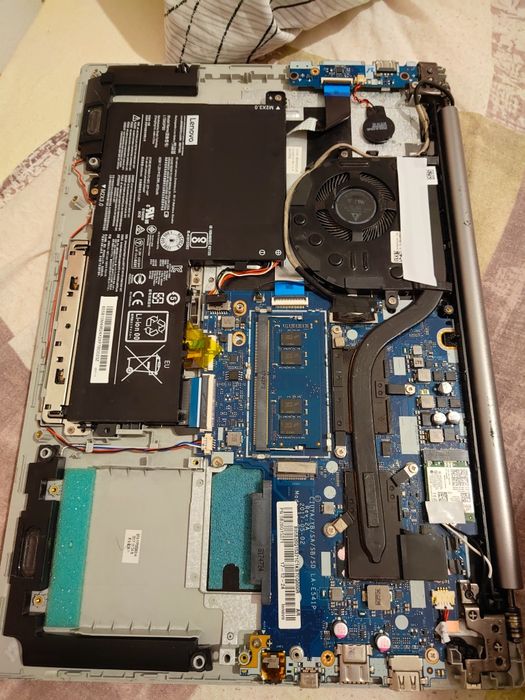 Laptop ideapad 320s 15ikb i7 8550u 940 mx 8gb ddr4