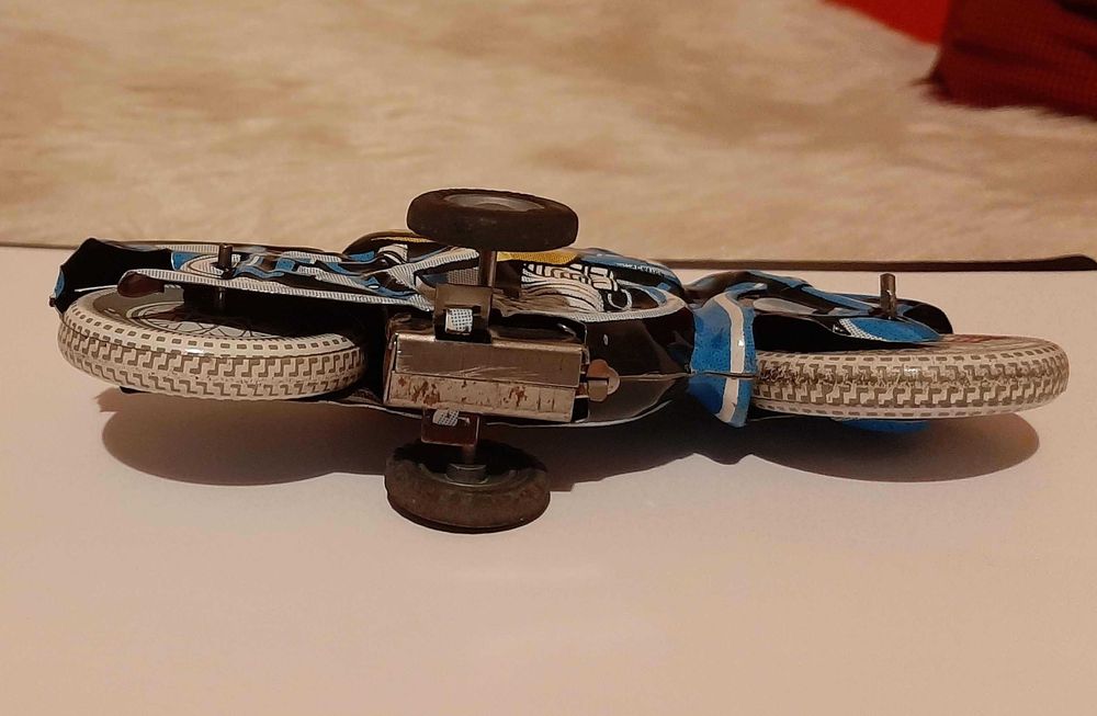 Ретро детски играчки и кукли, 80-те год. на миналия век