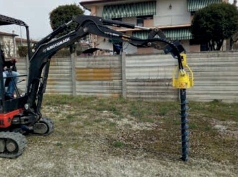 Foreza excavator, foreza buldoexcavator, burghiu