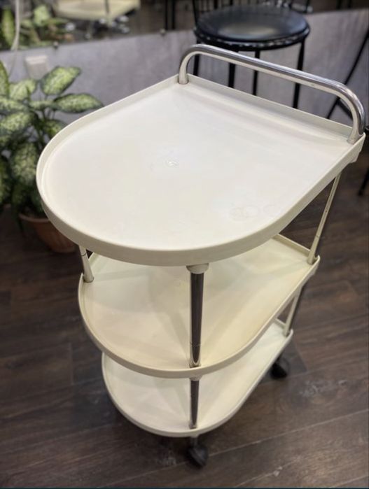 Продам помощник, полки