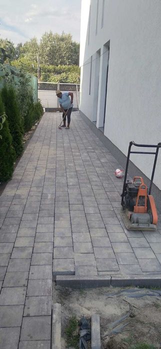 Montaj pavele bordura Rigola gazon