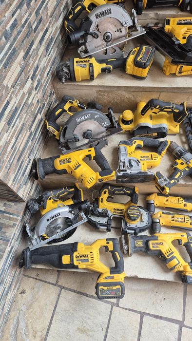 Инструменти Dewalt
