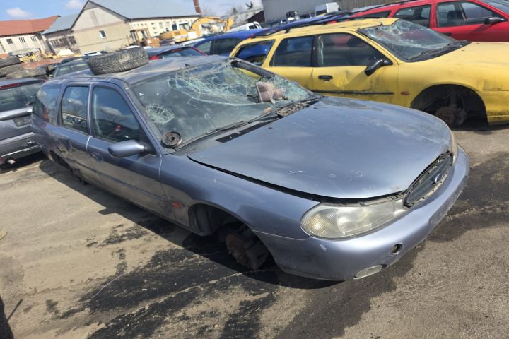Piese Ford Mondeo 1998 1.8 MT (116 hp)