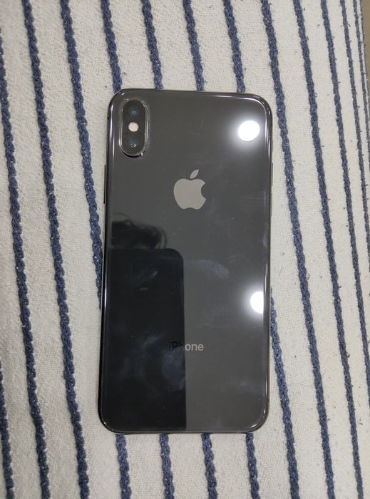 Iphone x 64gb icloud lock