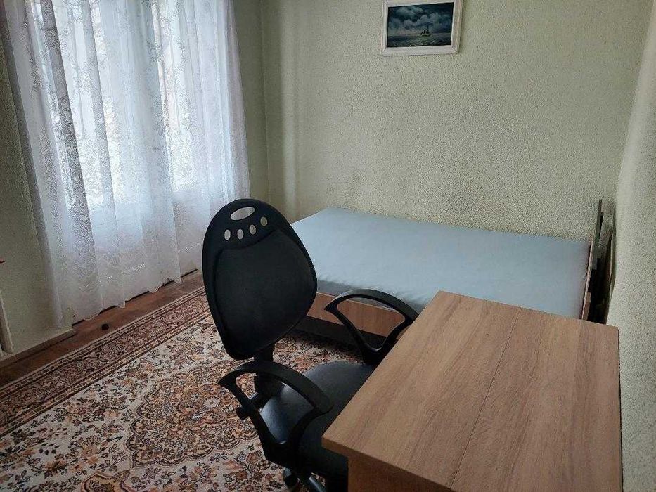 Închiriez apartament 2 camere