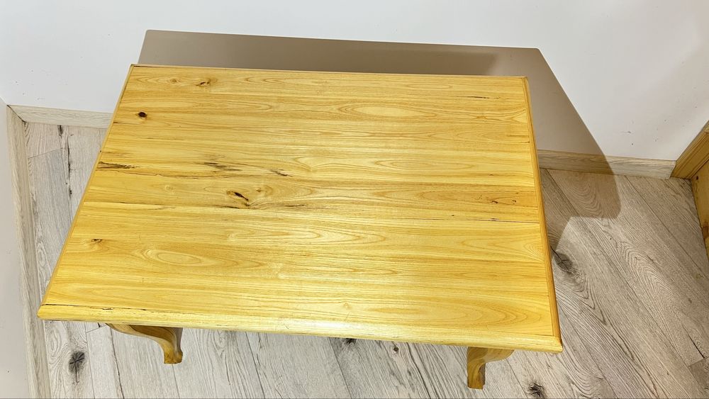 Masuta cafea noua din lemn masiv de pin facuta de un mester artizanal