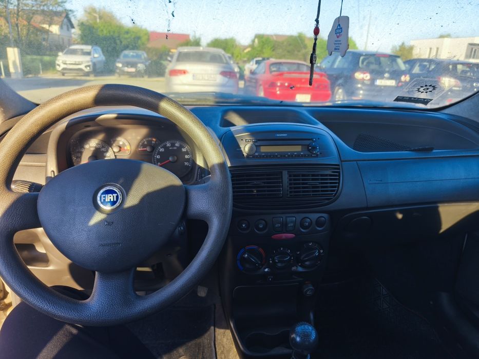 Vând Fiat Punto 2004, motor 1.2 benzină, mașină are probleme la motor
Preț: