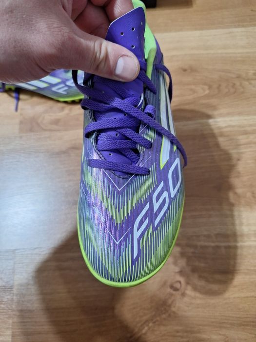 Ghete fotbal adidas 41,5