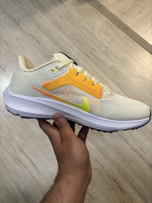 Кроссовки мужские