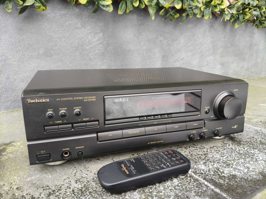 Technics SA-EX140 cu telecomanda
